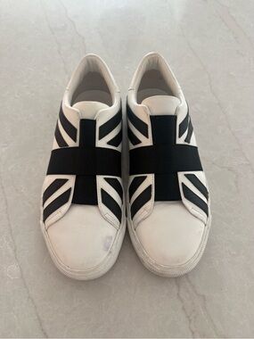 White Slip-On Sneakers with Black Elastic Straps